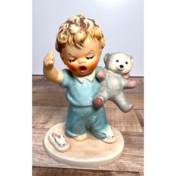 Goebel Hummel Figurine Sleepyhead 58/11 Germany Vintage Collectible Display - Picture 1 of 5